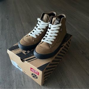 Vans The Lizzie - Dirt/Brown Size: 7.0M/8.5W